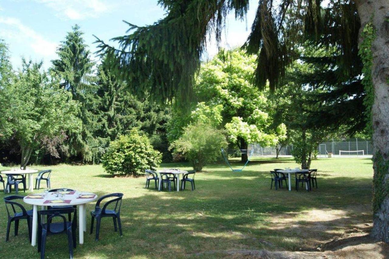Villa Paradis des Bois à Peyrilhac Extérieur photo